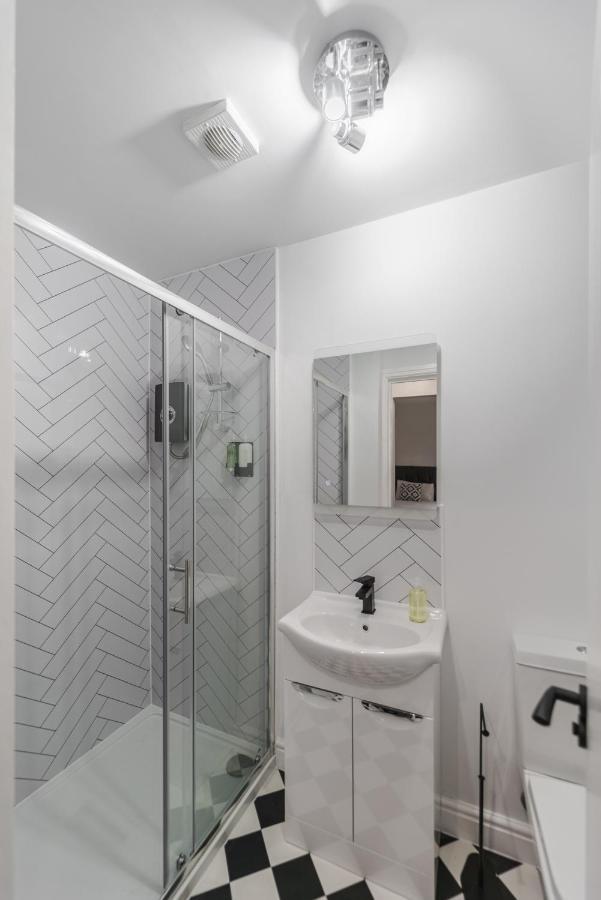Deluxe Studio Apartments ดาร์บี ห้อง รูปภาพ
